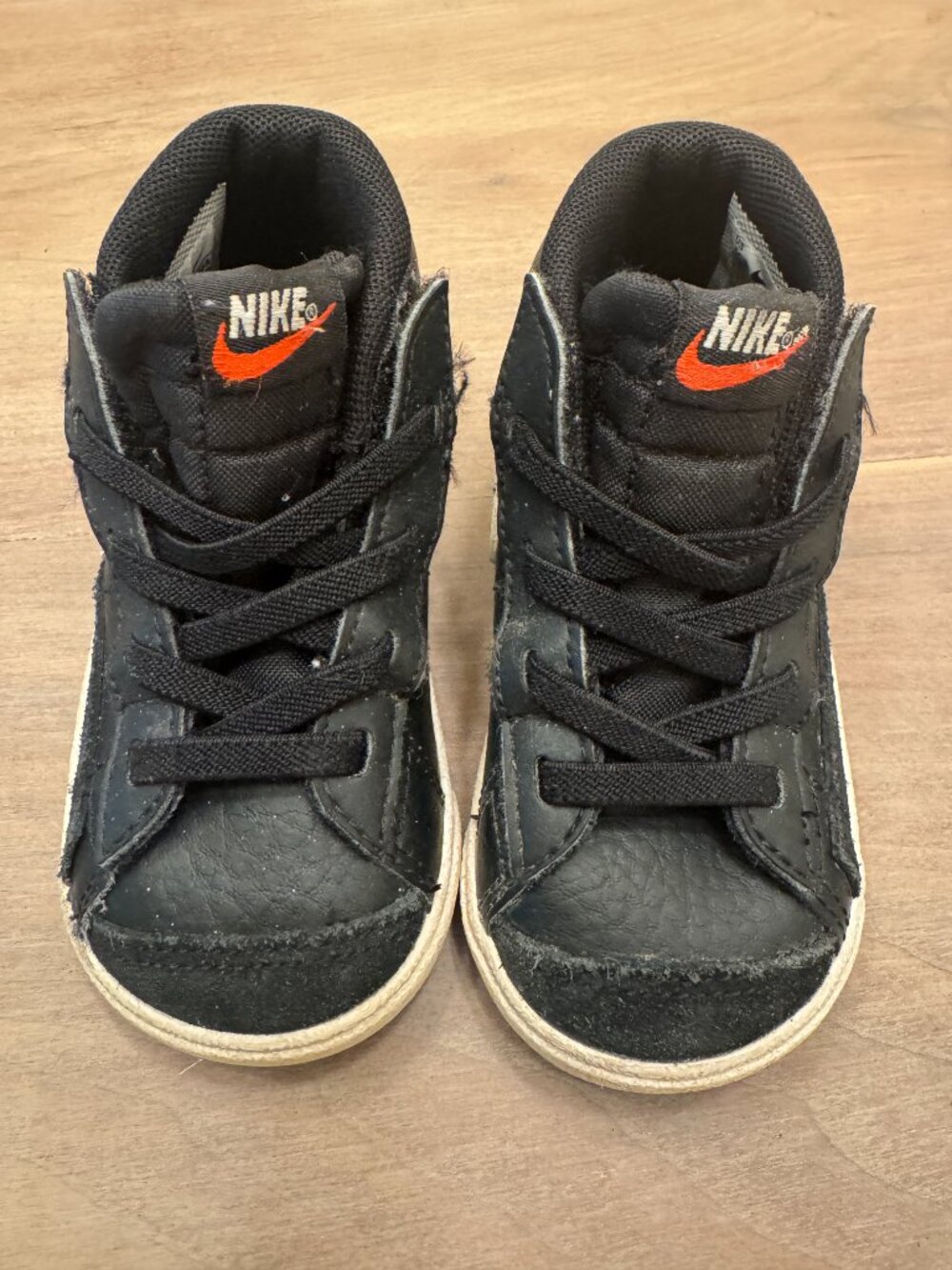 Nike Black Leather Mid-Top Sneakers Toddler 6C White Swoosh